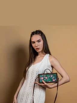 Gonecase - Pichwai Floral Detachable Straps Briefcase Sling Bag