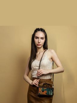 Gonecase - Tiger Printed Sling Bag