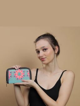 Gonecase - Mandala Canvas Floral Wallet