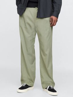 GAP - Men Olive Lyocell Blend Solid Loose Fit Pant