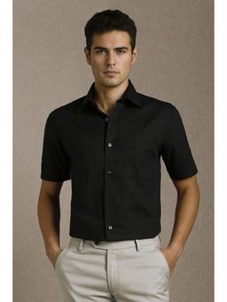 Louis Philippe - Men Black Solid Half Sleeves Formal Shirt