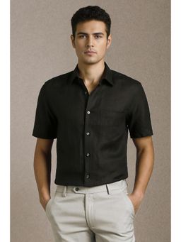 Louis Philippe - Men Black Solid Half Sleeves Shirt