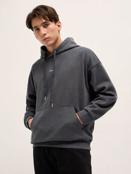 The Bear House - Mens Dark Grey Relaxed Fit Solid Hoodie