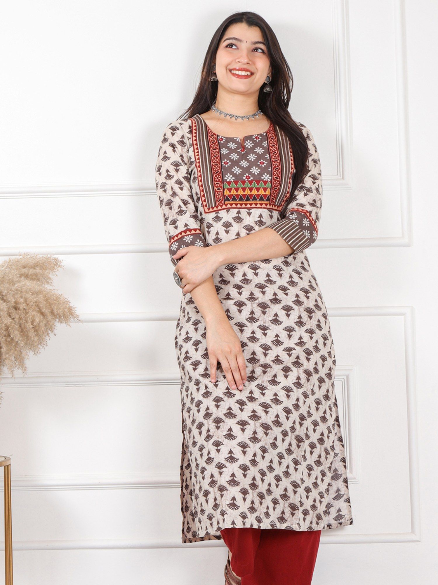 Beige Printed Round Neck Kurta-image-47