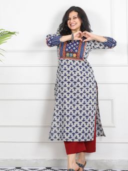 DESI SANDOOK - Blue Printed Round Neck Kurta