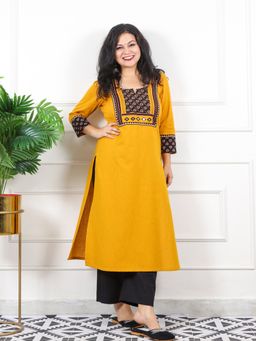 DESI SANDOOK - Yellow Solid/Plain Round Neck Kurta
