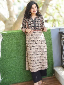 DESI SANDOOK - Beige Printed Round Neck Kurta