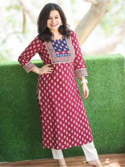 DESI SANDOOK - Wine Printed Round Neck Kurta