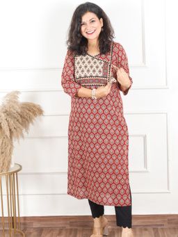 DESI SANDOOK - Red Printed V-Neck Kurta