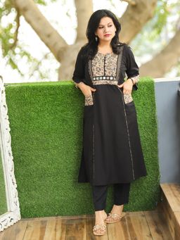 DESI SANDOOK - Black Solid/Plain Round Neck Kurta