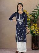 Navy Blue color option, Currently selected