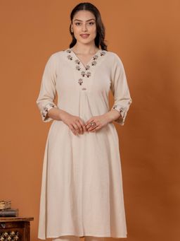 ARAMYA - Off White Solid/Plain V-Neck Kurta
