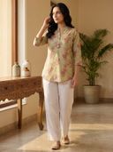 Beige color option, Currently selected