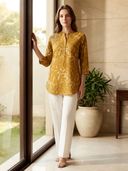 Mustard color option, Currently selected