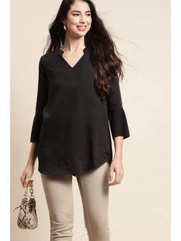 Qurvii - Black Pleated Top