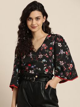 Qurvii - Black Floral Top