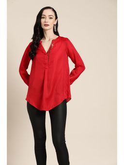 Qurvii - Red Silk Half Placket Top