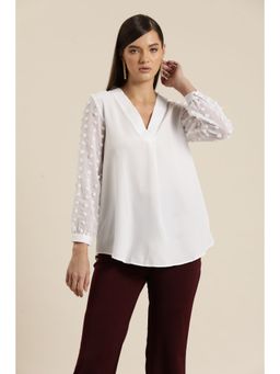 Qurvii - White V-Neck Full Cuff Sleeve Top