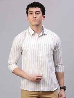 Classic Polo - Men Full Sleeve White Slim Fit Striped Casual Shirt
