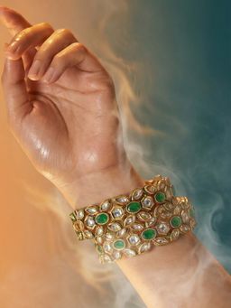 Tussya by Shreya - Lumina Aura Bangle