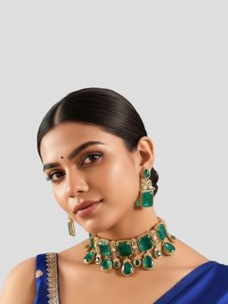 Auraa Trends - Regal Emerald Drop Choker Necklace Set with Matching Earrings