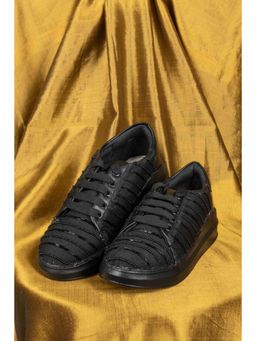 The Saree Sneakers - All Black Sneakers