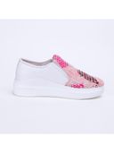 Pink color option, Currently selected