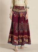 Maroon color option, Currently selected