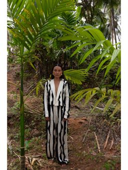 Twinkle Hanspal - Blazer with Pant Frills Detailing (Set of 2)