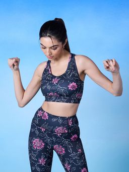 Nykd by Nykaa - Medium Impact Sports Bra with Keyhole Back, Batik Black Print - NYK082