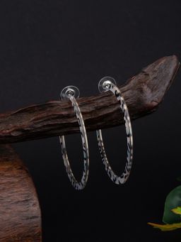 E2O - White & Black Circular Hoop Earrings