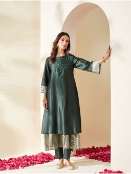 Mushio - Royal Green Hand Embellished Chanderi Nazneen Kurta