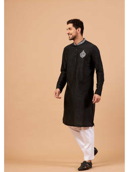 HILO DESIGN - Amyr - Black Embroidered Cotton Satin Kurta