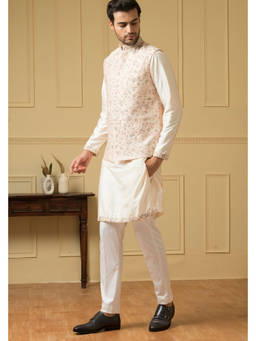 HILO DESIGN - Fiori Peach Neheru Jacket with Kurta and Pant