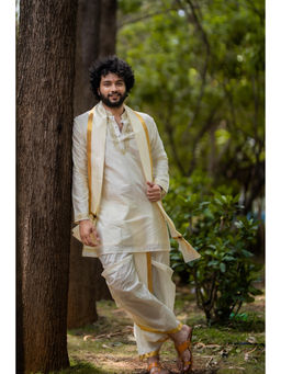 HILO DESIGN - Gleaming Off-White Kurta with Dhoti