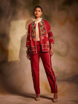 CHANDRIMA - Red Yoke Detail Beadwork Jacket