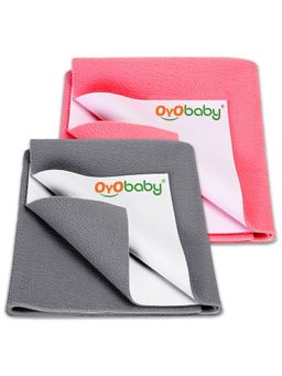 OYO BABY - Multi-Color Solid Cotton Dry Sheets (Pack of 2) (M)