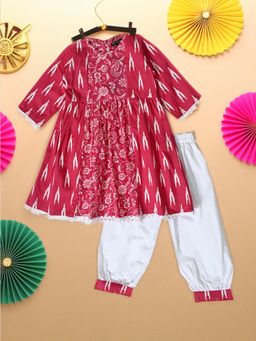 Bella Moda - Red Printed Cotton Kurta and Salwar for Girls (Set of 2)