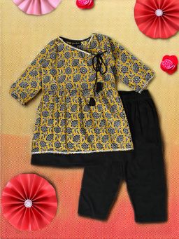 Bella Moda - Black Printed Cotton Angharkha Kurta and Pant (Set of 2)