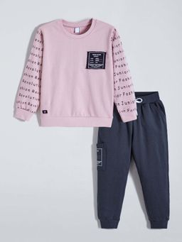Hopscotch - Boys Pink Cotton Typography Sweatshirt with Joggers