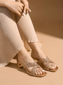 Rose Gold color option
