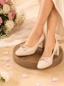 Cream color option, Currently selected