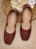 Maroon color option