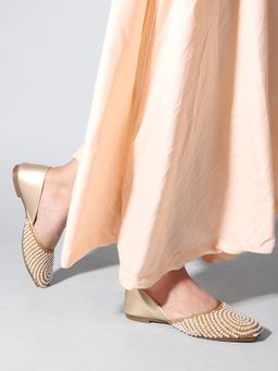 VYSTIQ - Women Stylish Pearl-Embellished Juttis - Copper