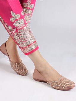 VYSTIQ - Women Elegant Embellished Flat Juttis with Pearl and Crystal Detailing - Peach