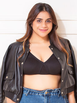 Clovia - Non-Padded Non-Wired Full Figure T-Shirt Bra - Black