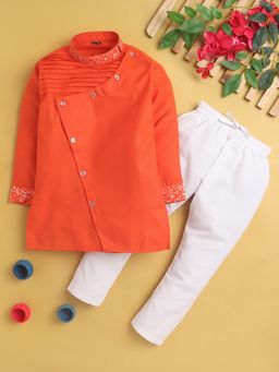 Jeetethnics - Orange Solid Regular Kurta with Pyjama