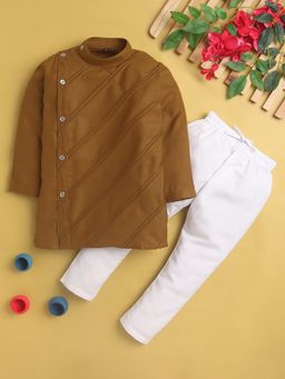 Jeetethnics - Brown Solid Regular Kurta with Pyjama