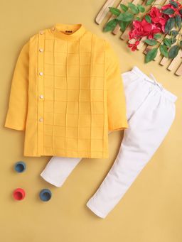 Jeetethnics - Mustard Solid Regular Kurta with Pyjama