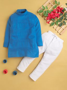 Jeetethnics - Blue Stripes Regular Kurta with Pyjama